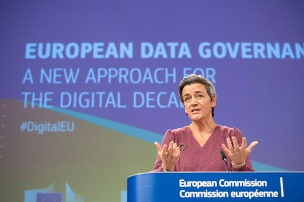 Margrete Vestager auf Podium